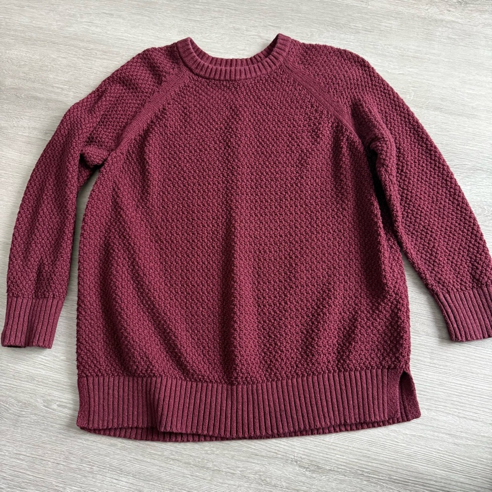 Old Navy Textured Maroon Crew Neck Sweater